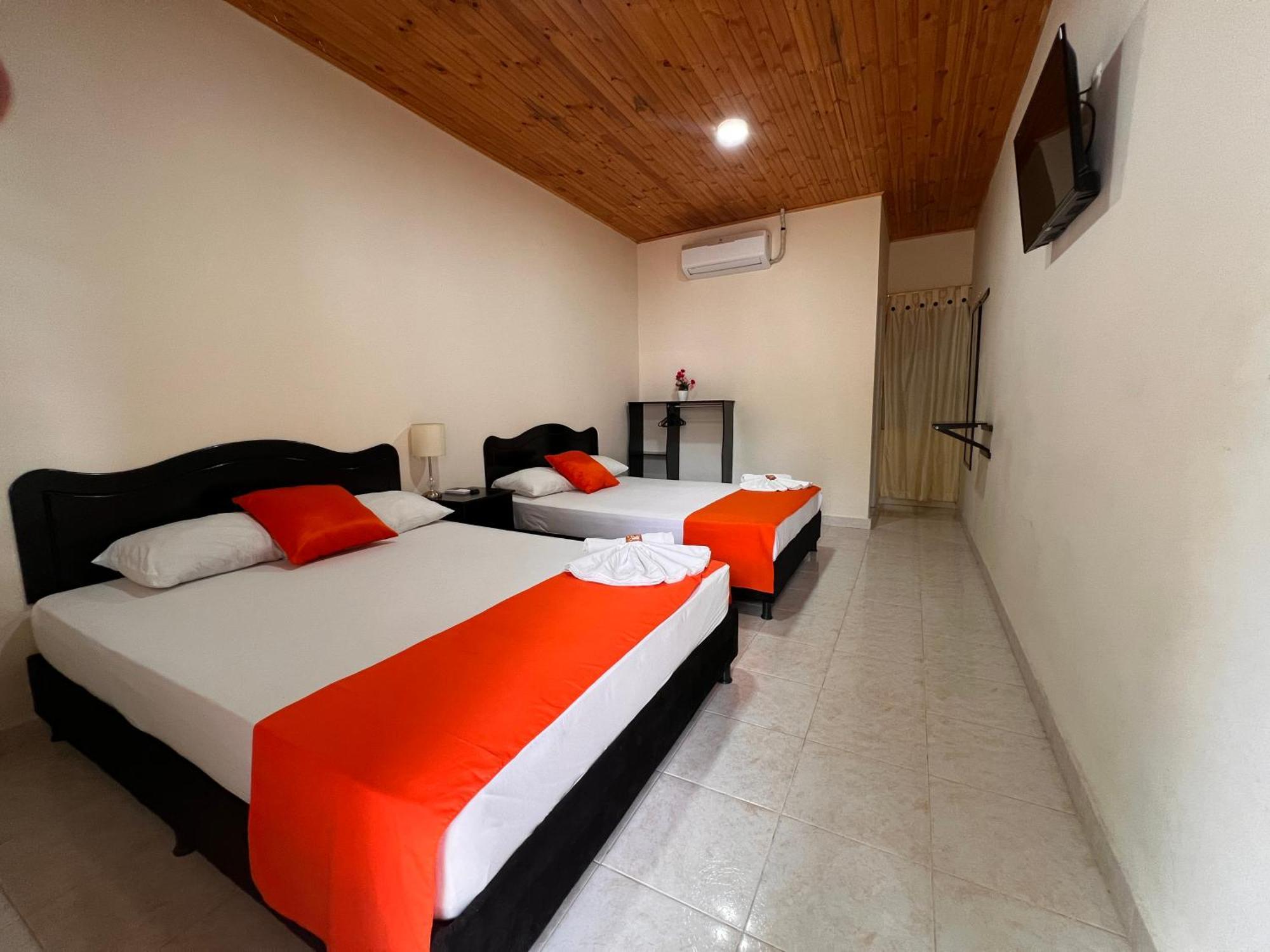 Hotel Colonial Villavieja Ngoại thất bức ảnh